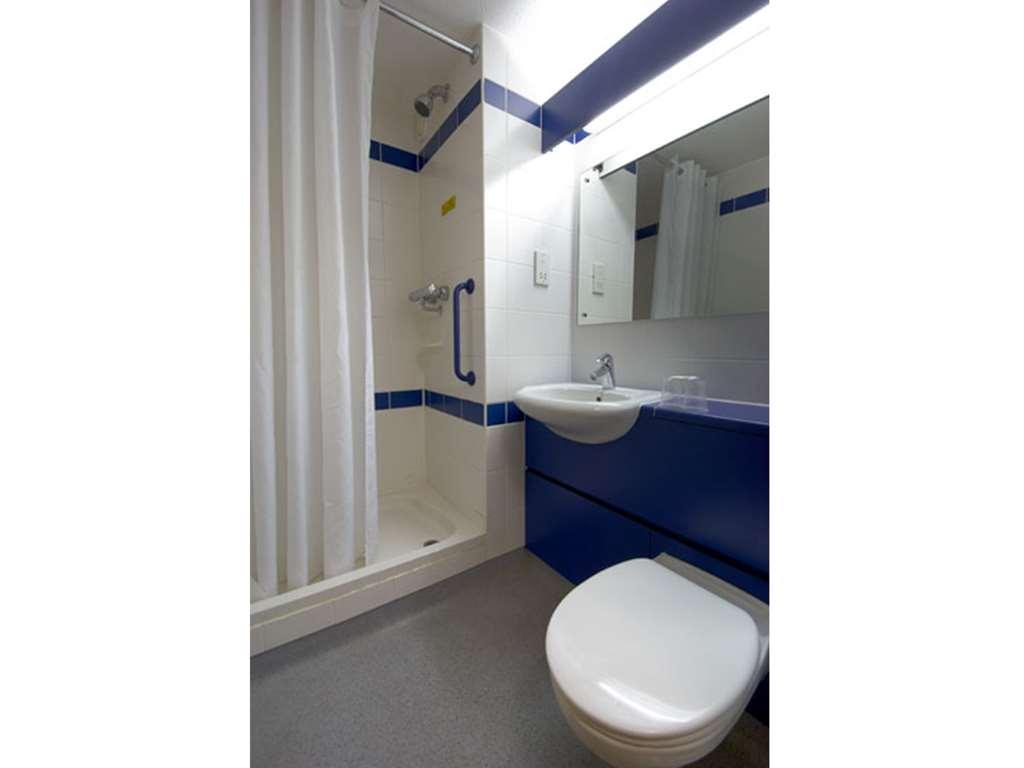 Travelodge Ilminster Pokoj fotografie