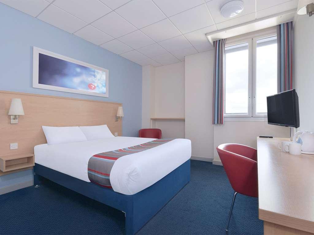 Travelodge Ilminster Pokoj fotografie